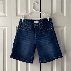 Buckle dark wash denim shorts